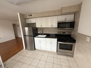 Building Photo - 4134 Longshore Ave