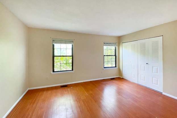 Building Photo - 269 Bromley Pl