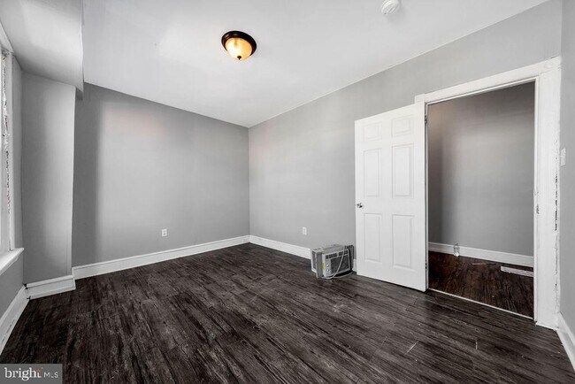 Building Photo - 6164 Delancey St
