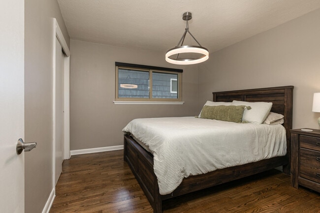 Building Photo - 1936 E Greenwood St