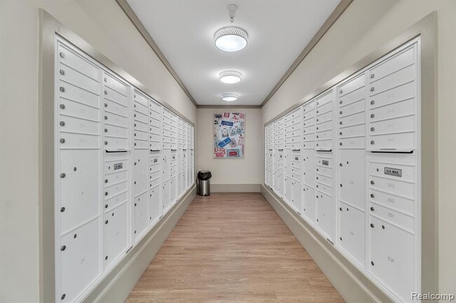 Building Photo - 1957 S Telegraph Rd