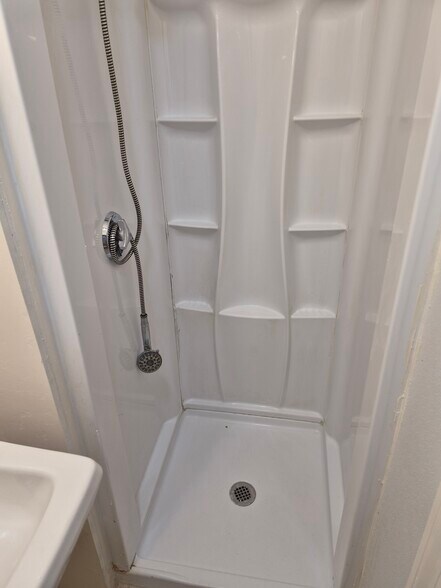 Building Photo - 801 Boston Rd