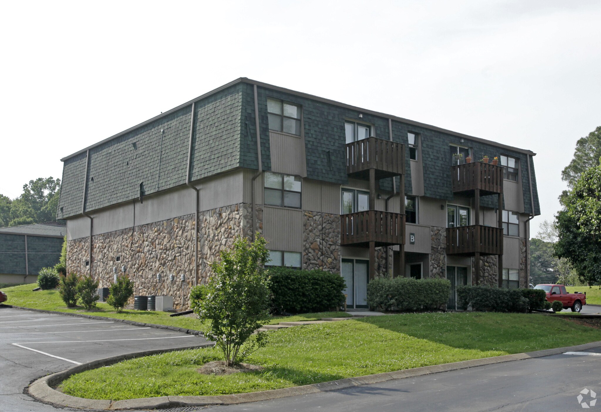 Building Photo - Regency Square Apartments