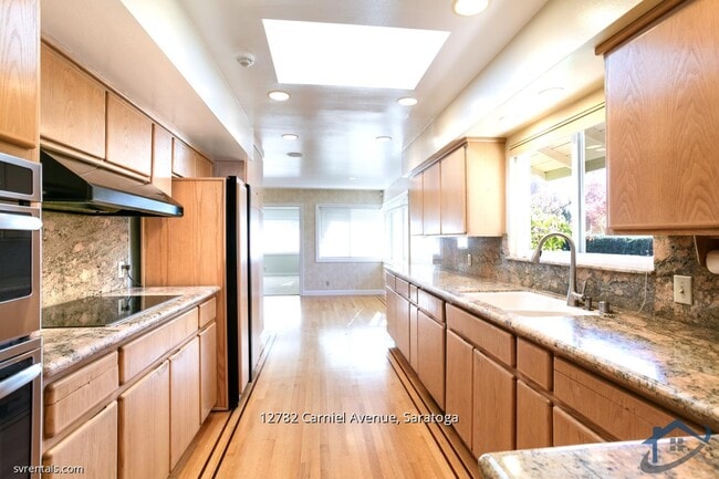 Building Photo - 12782 Carniel Ave