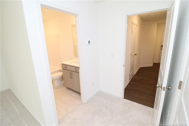 Building Photo - 3128 Gypsum Dr