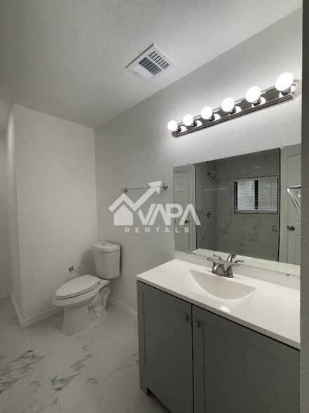 Building Photo - 8659 Serene Ridge Dr