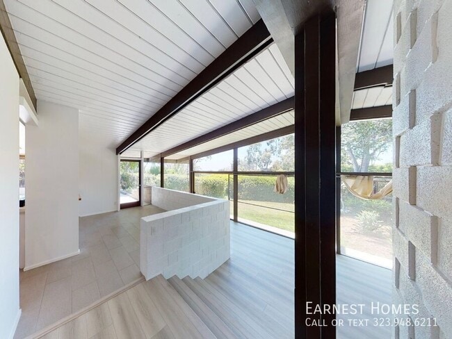 Building Photo - 12400 Rochedale Ln