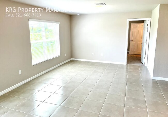 Building Photo - 9018 Justice Cir