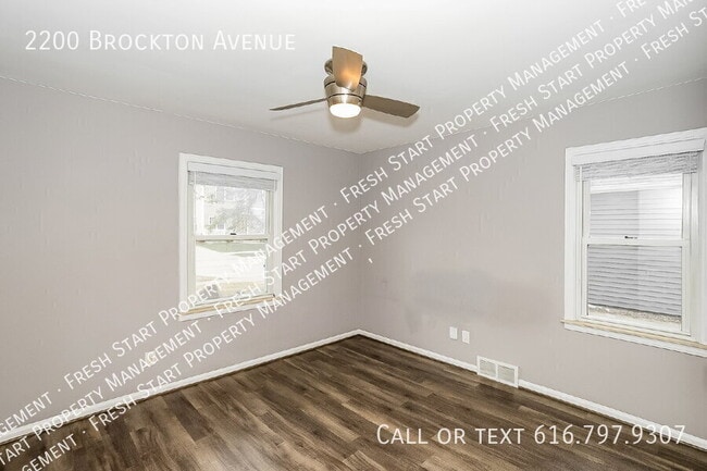 Building Photo - 2200 Brockton Ave