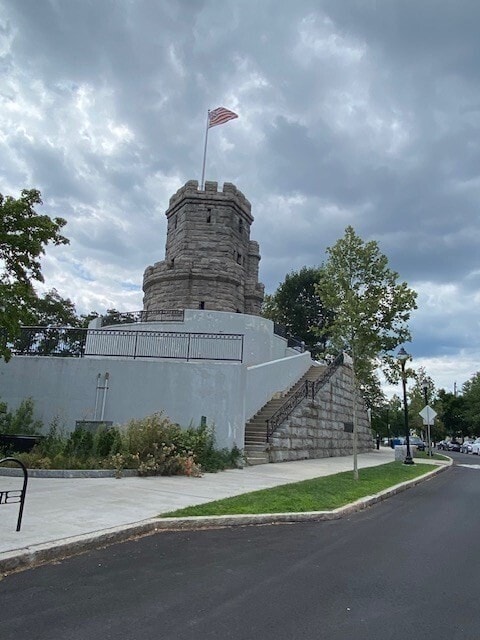 Building Photo - 23 Munroe St