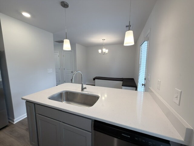 Building Photo - Brand-New 3BR Townhome in Lexington | Modern Finishes & Pet Friendly