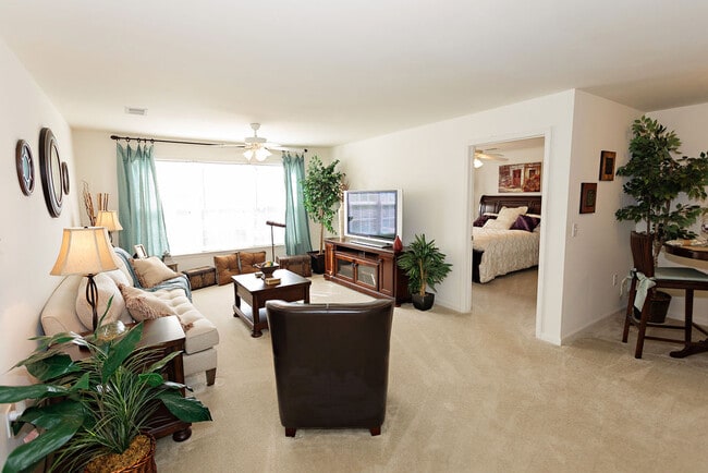 Building Photo - Providence Pointe