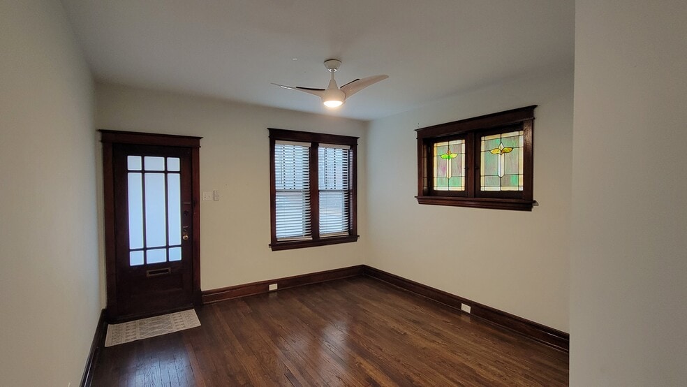 Building Photo - 5539 Holly Hills Ave