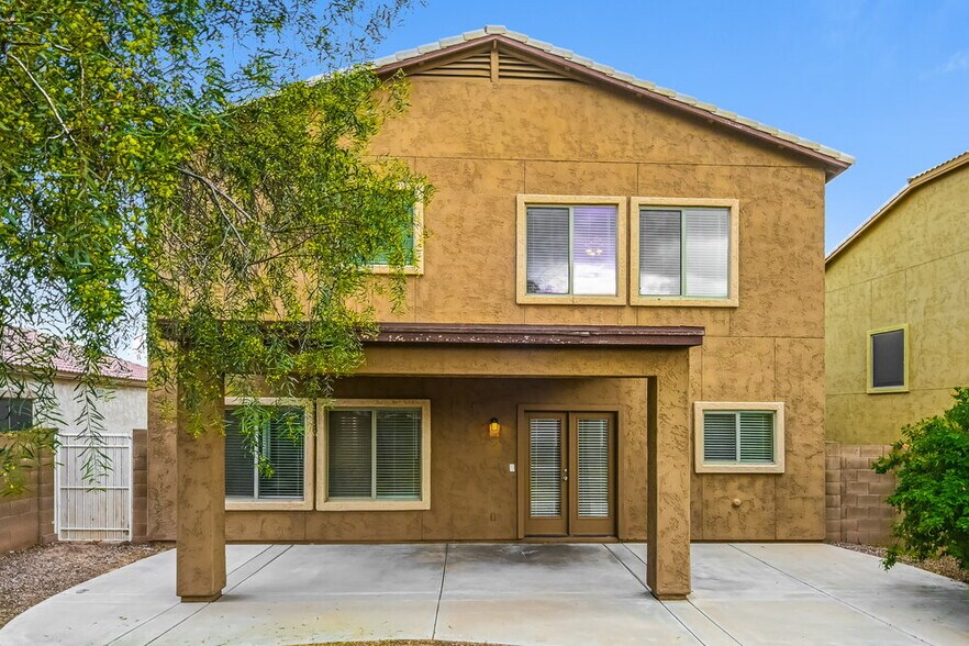 Building Photo - 153 E Dry Creek Rd