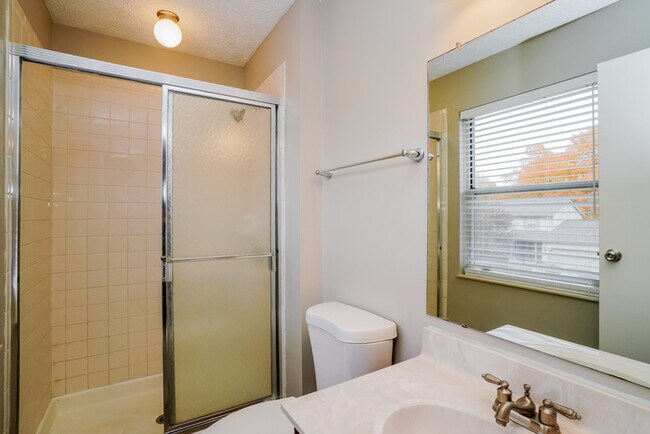 Building Photo - 7793 Cedar Ridge Dr