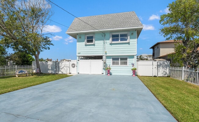 Building Photo - 3357 Minnow Creek Dr