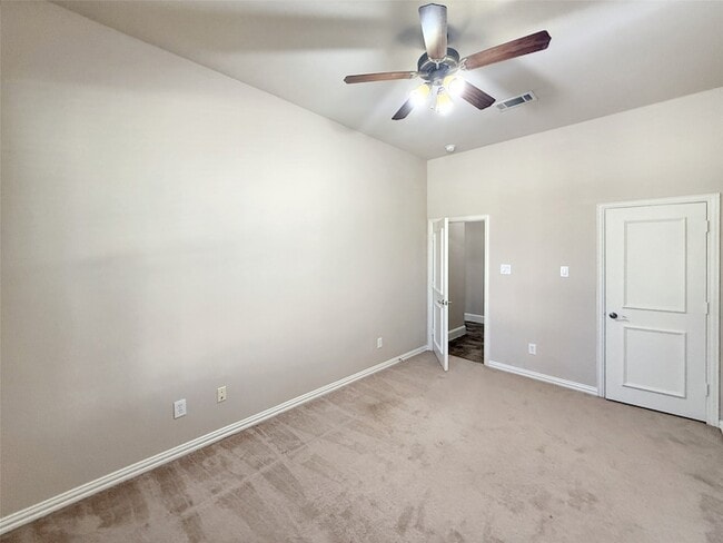Building Photo - 3334 University Park Ln
