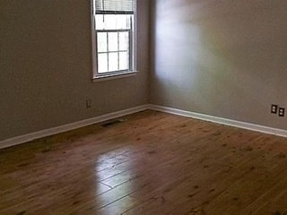 Bedroom - 2005 Rexford Rd