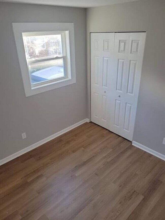 Building Photo - 4808 Saddlebrook Ln