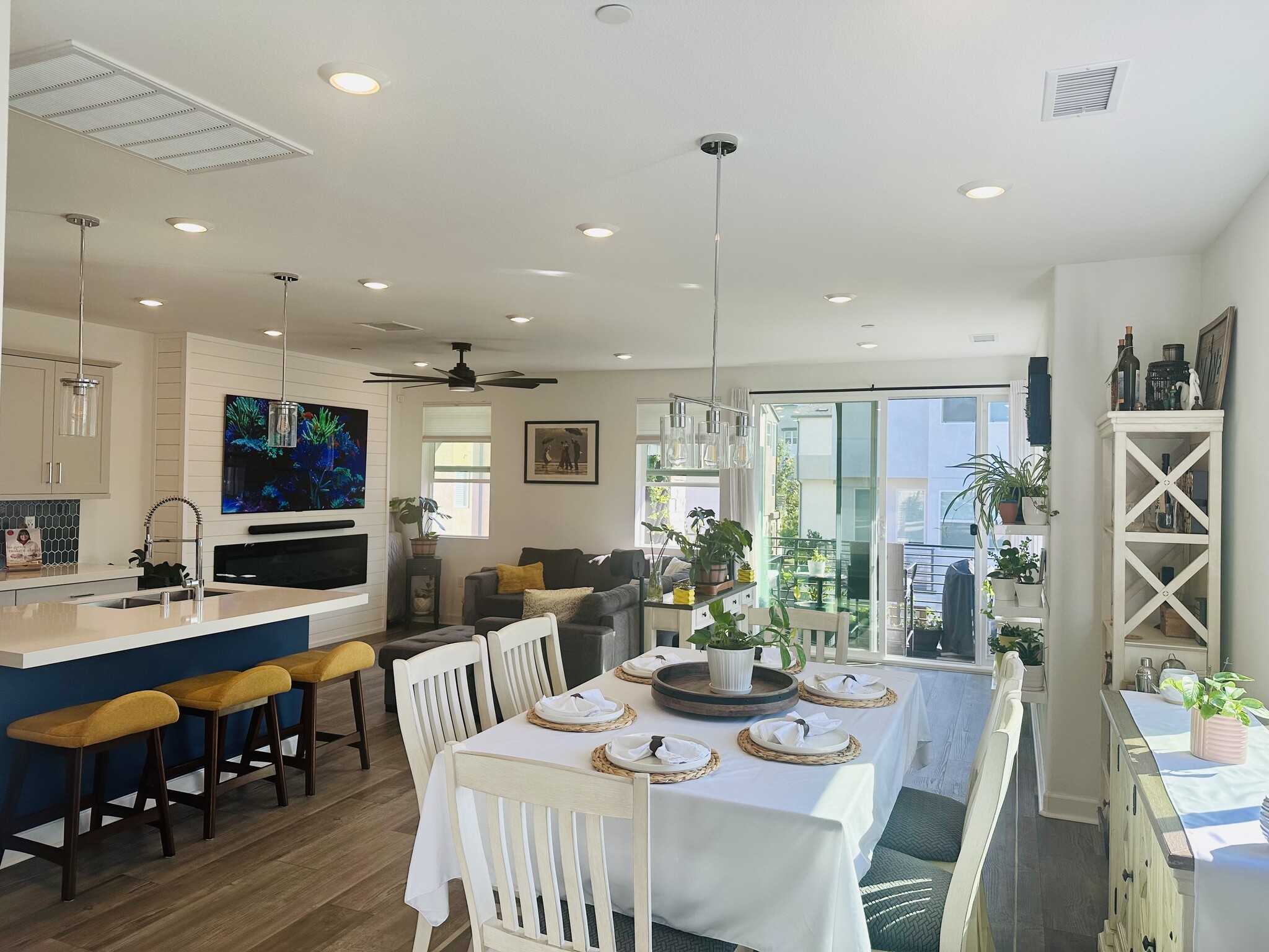 Building Photo - 10405 Galen Way