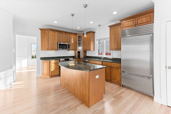 Building Photo - 5 Neff Dr