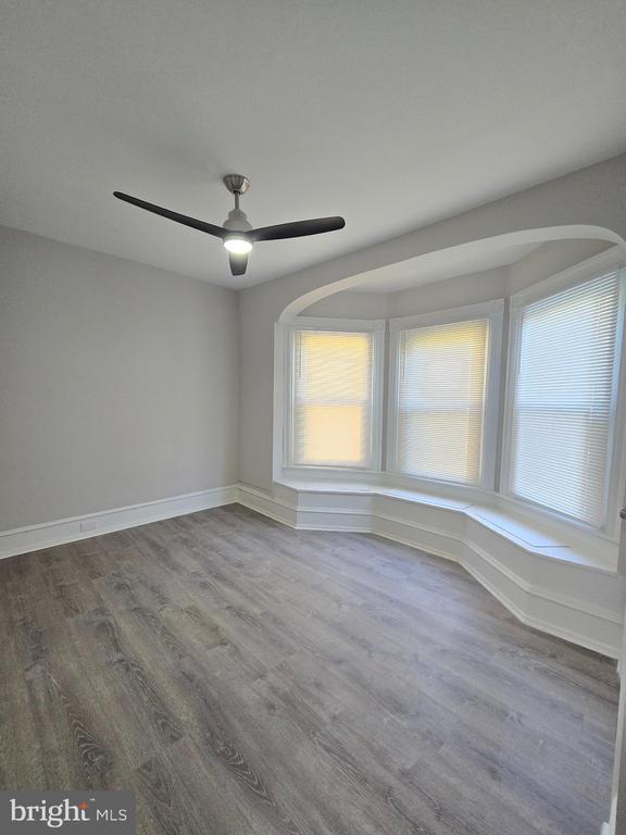 Building Photo - 5211 Ridge Ave