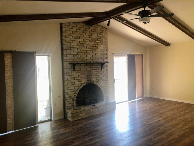 Building Photo - 7402 Oak Marsh St