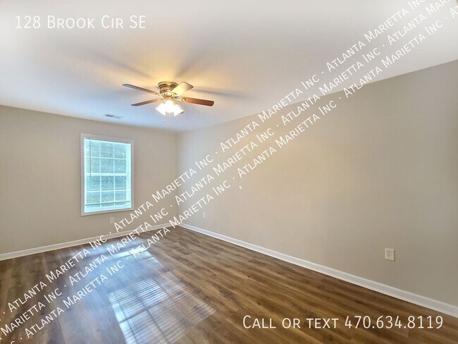 Building Photo - 128 Brook Cir SE
