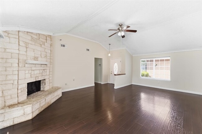 Building Photo - 3415 Honey Creek Dr