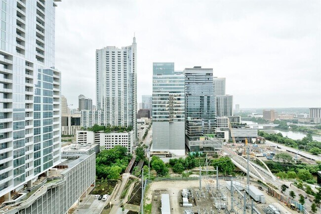 Building Photo - 222 West Ave