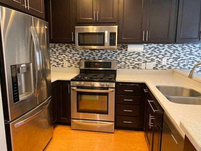 Building Photo - Welcome to the beautiful neighborhood of W...