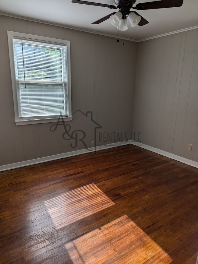 Building Photo - 426 Fieldcrest Dr