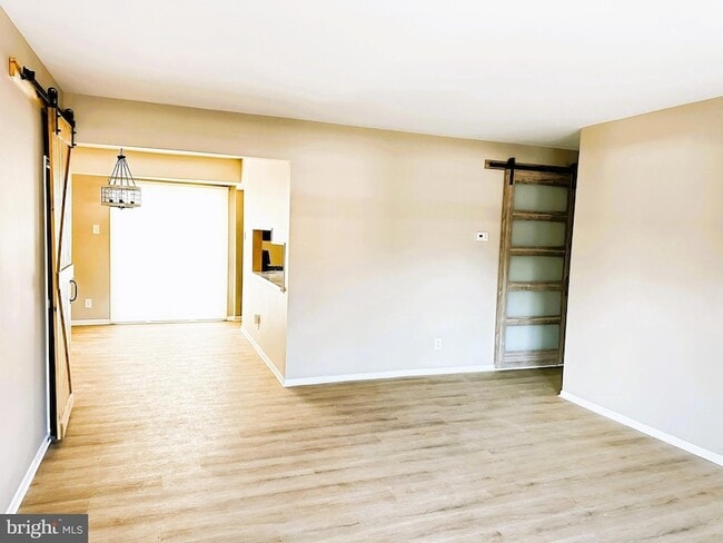 Building Photo - 42 Michael Rd