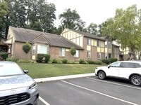 Building Photo - 44850 Bayview Dr