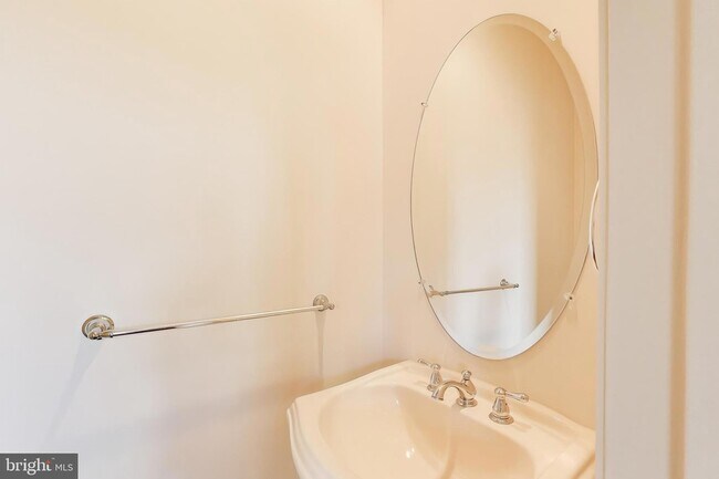 Building Photo - 13411 Deer Highlands Way