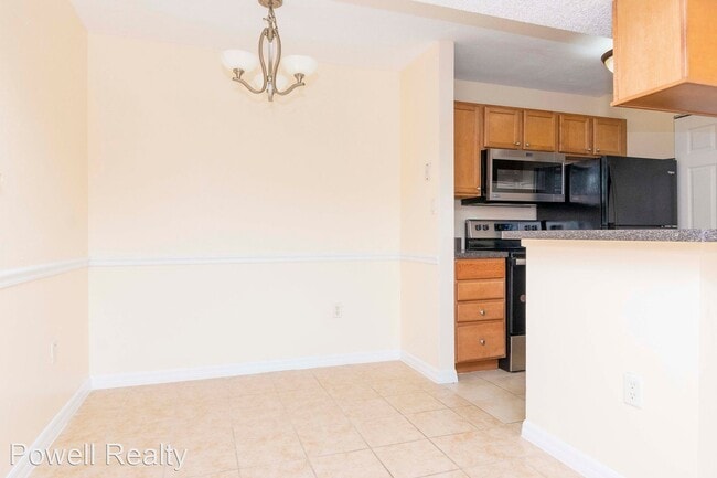 Building Photo - 2 br, 2 bath House - 806 Lake Haven Dr Uni...
