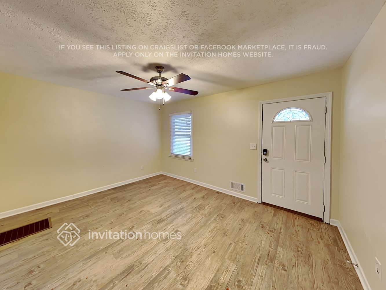 Building Photo - 4656 E Glen Ridge Cir