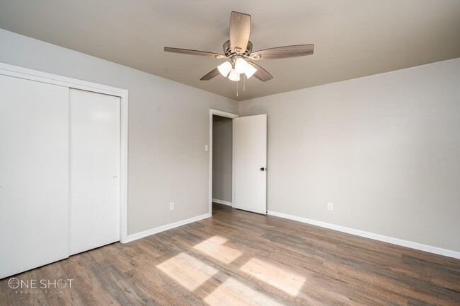 Building Photo - 3749 N 10th St