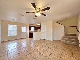 Building Photo - 813 W Arroyo Park Ln