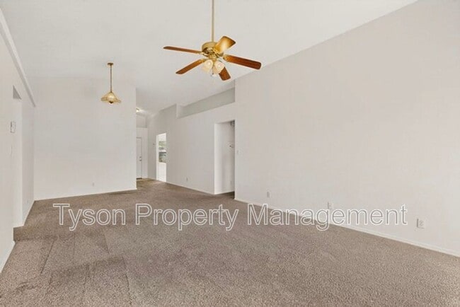 Building Photo - 908 Bursum Ln SE