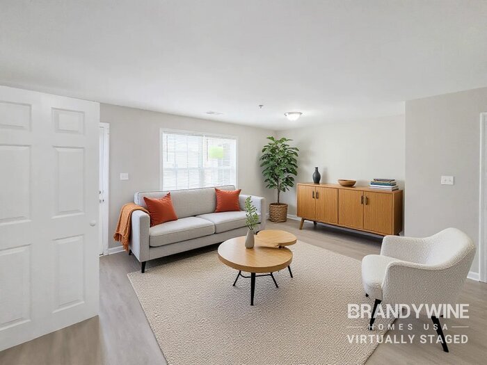 Building Photo - 8594 Webb Rd