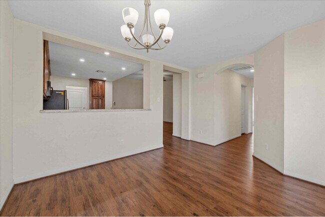 Building Photo - 204 Raven Ridge Ct