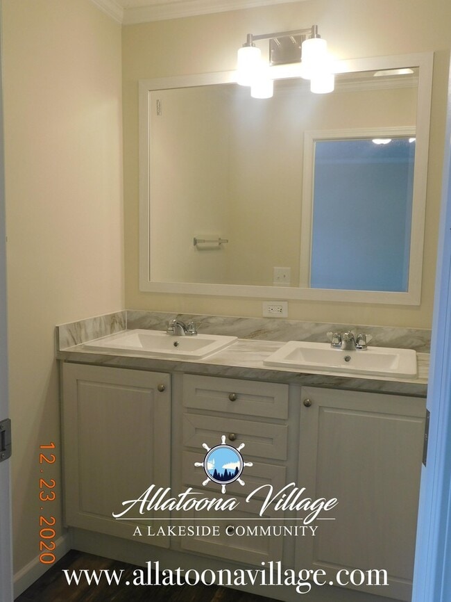 Building Photo - Brand New Home with Lake Access! 3BR/2Bth ...
