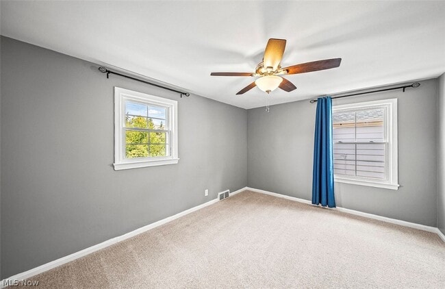 Building Photo - 4069 Bushnell Rd