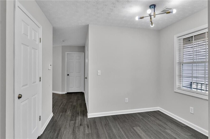 Building Photo - 1900 Tribble Ridge Dr