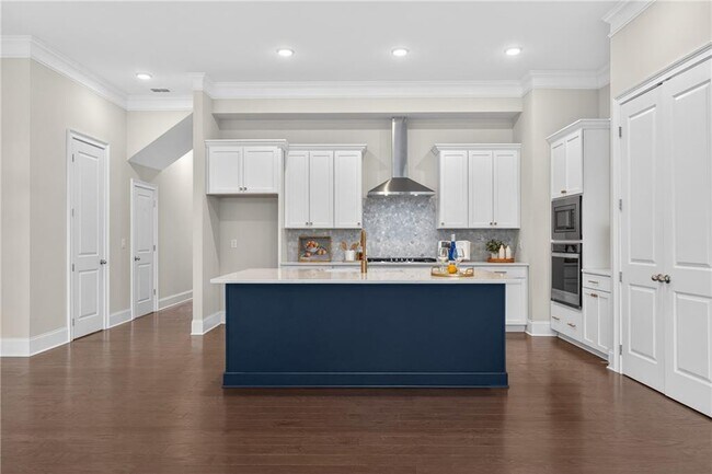 Building Photo - 687 Stickley Oak Way