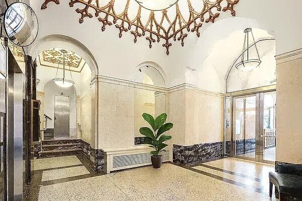 Building Photo - 315 Seventh Avenue