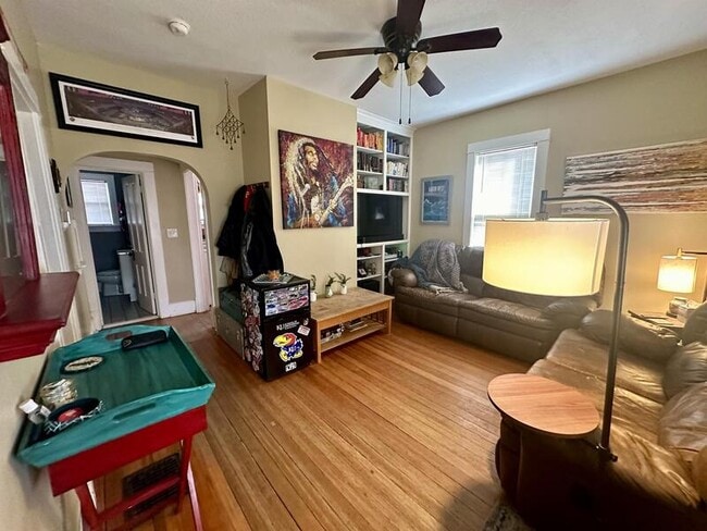 Building Photo - 936 Alabama St