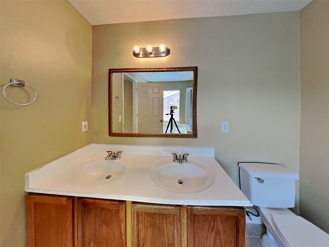 Building Photo - 674 Cypresswood Trce