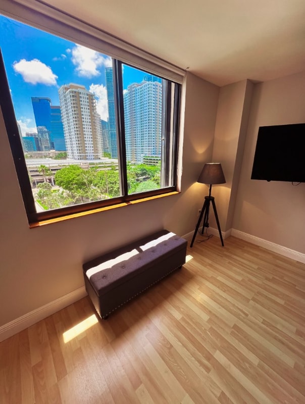 Building Photo - 540 Brickell Key Dr